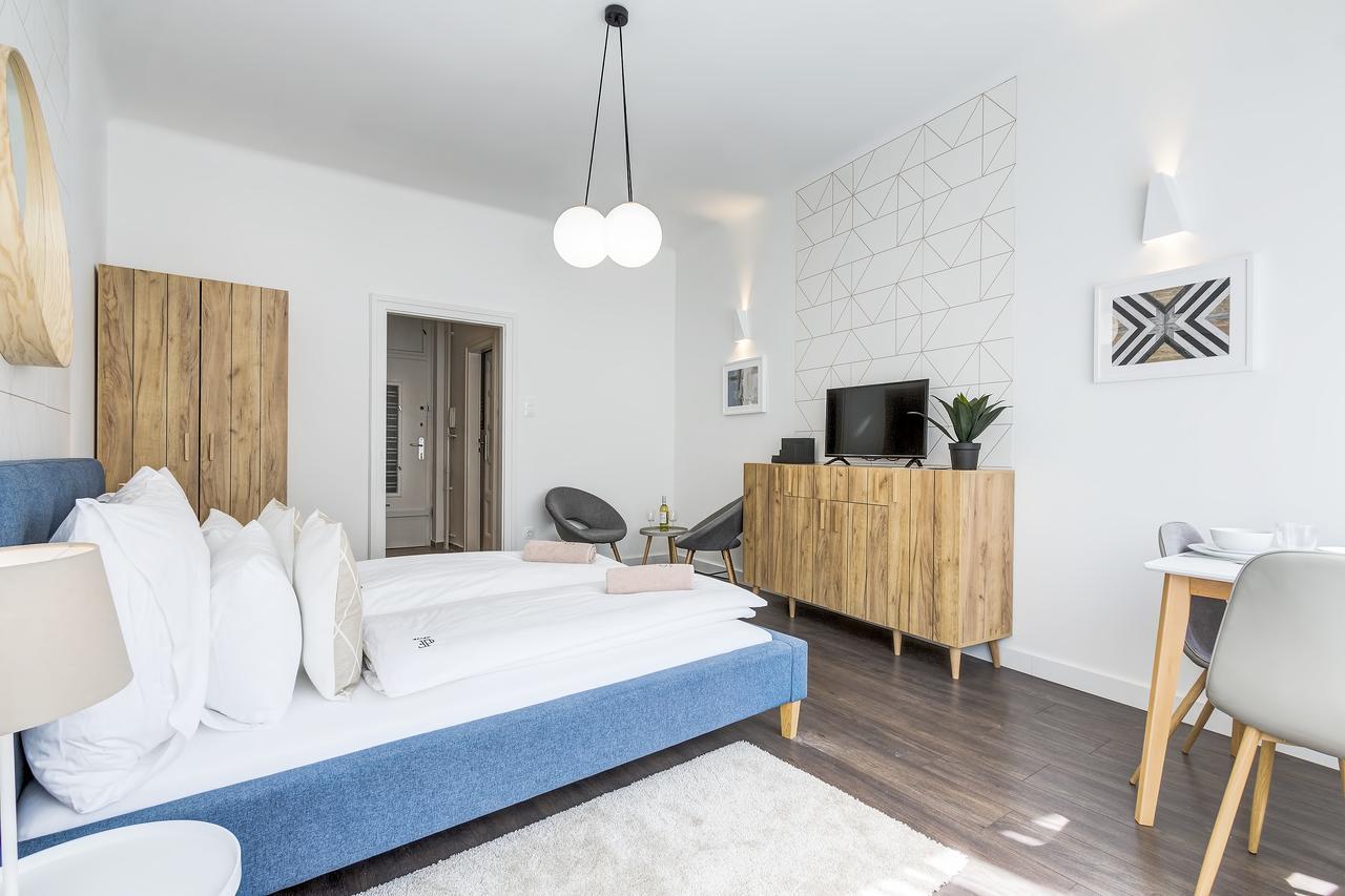 D.Five Harmony Studio At Vaci Street Lägenhet Budapest Exteriör bild
