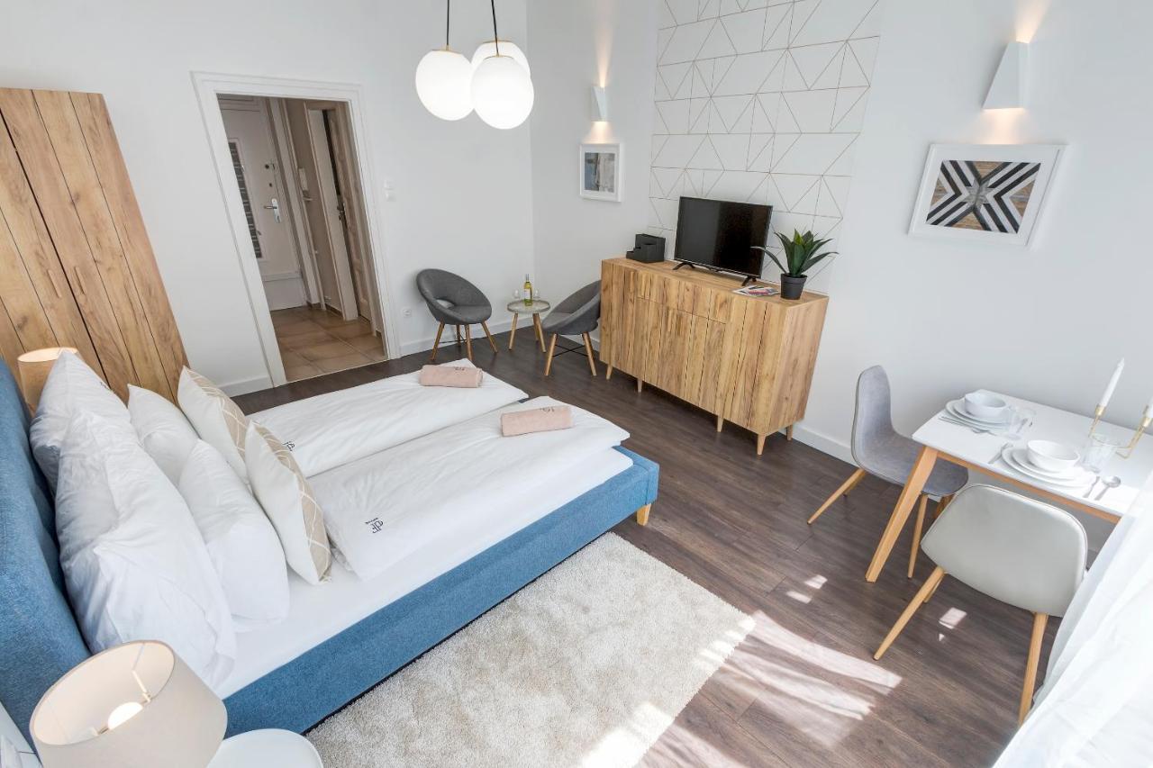 D.Five Harmony Studio At Vaci Street Lägenhet Budapest Exteriör bild