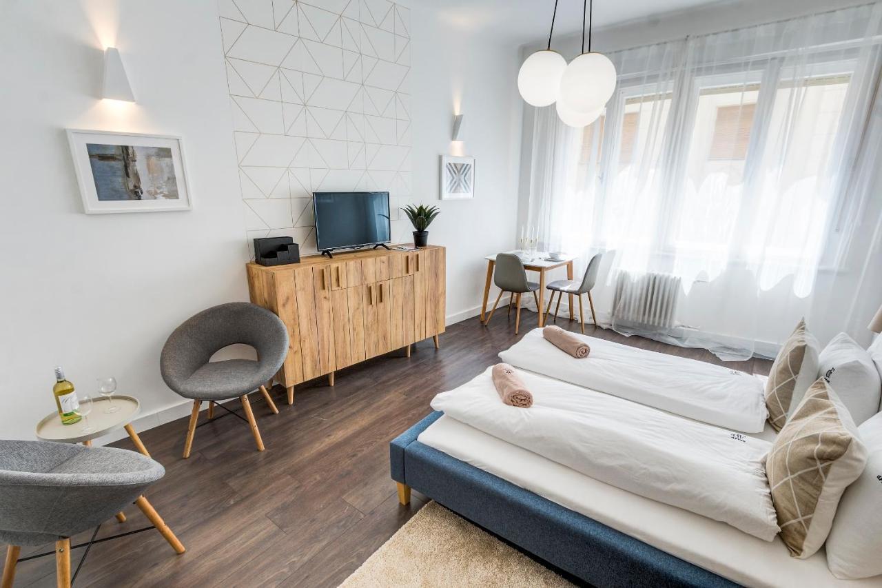 D.Five Harmony Studio At Vaci Street Lägenhet Budapest Exteriör bild
